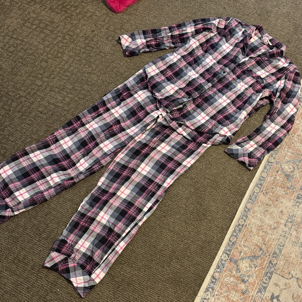 Victoria’s Secret Plaid Pajama Set